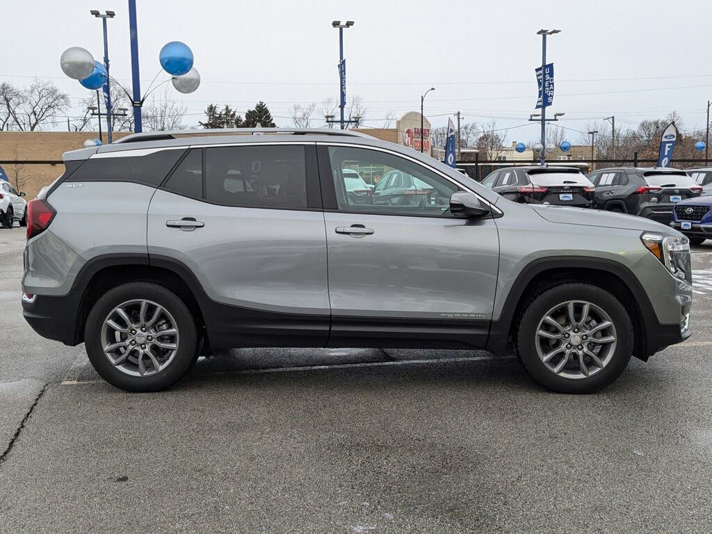 2024 GMC Terrain SLT AWD